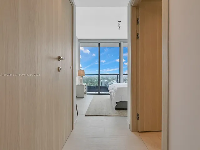 $15,500 | 1000 Brickell Plaza, Unit 3402, Miami, FL 33131