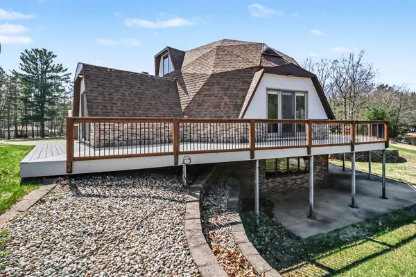 $725,000 | 8284 West Lake Holiday Drive, Mears, MI 49436