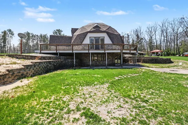 $725,000 | 8284 West Lake Holiday Drive, Mears, MI 49436