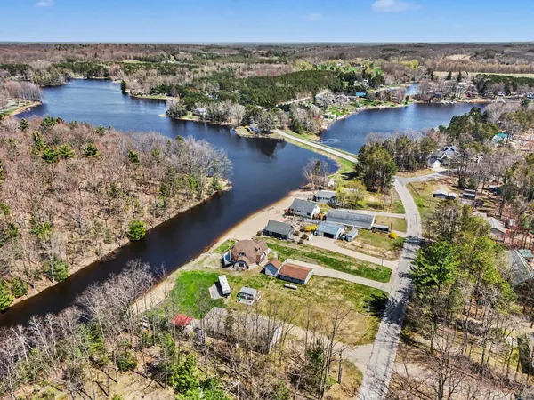 $725,000 | 8284 West Lake Holiday Drive, Mears, MI 49436