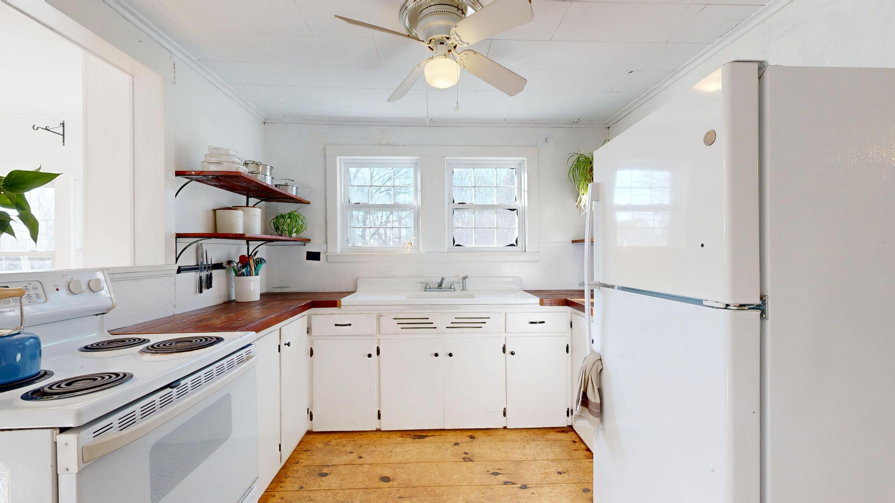 169 Old Lewiston Road North Monmouth, ME 04265 - Photo 17 of 48 kitchen