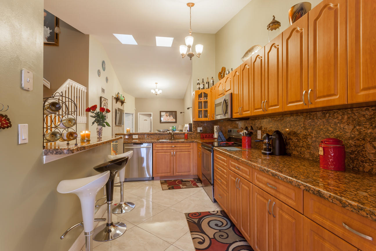 3761 Blue Ridge Road West Palm Beach, FL 33406 - Photo 11 of 30 HUNT-14