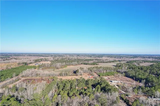 $127,900 | 105 Bay Drive, Tabor City, NC 28463