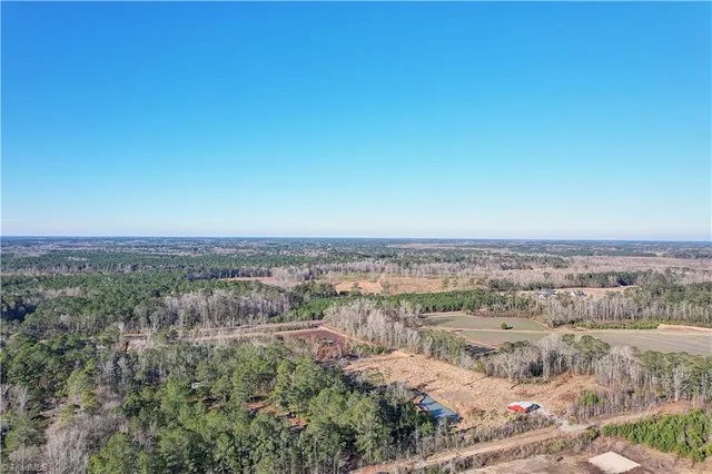 $127,900 | 105 Bay Drive, Tabor City, NC 28463