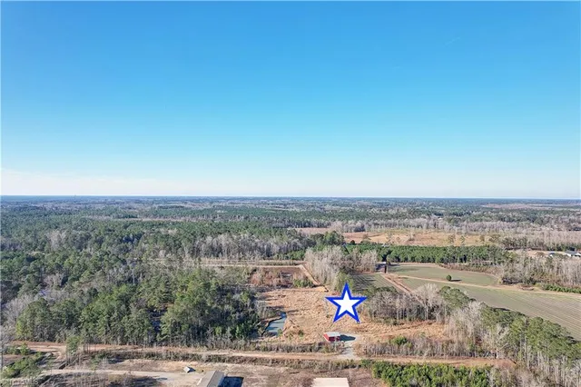 $127,900 | 105 Bay Drive, Tabor City, NC 28463