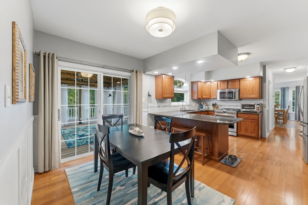 19 Old Farm Road Douglas, MA 01516 - Photo 14 of 42