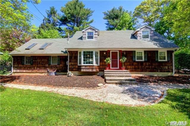287 North Country Road Miller Place, NY 11764 - Photo 1 of 1