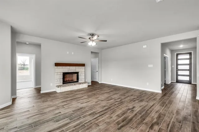 $507,900 | 81 Yosemite Trail Valley View, Valley View, TX 76272