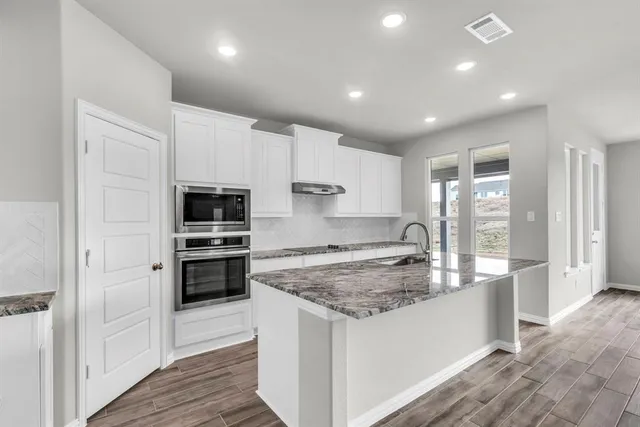 $507,900 | 81 Yosemite Trail Valley View, Valley View, TX 76272