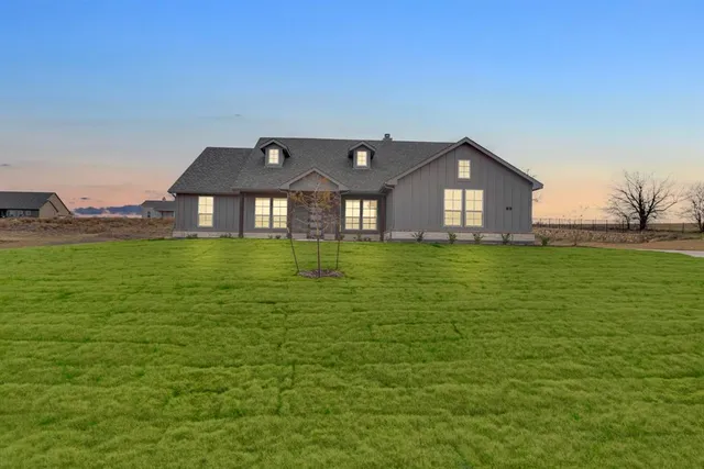 $507,900 | 81 Yosemite Trail Valley View, Valley View, TX 76272