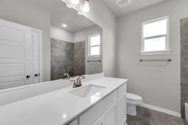 $507,900 | 81 Yosemite Trail Valley View, Valley View, TX 76272