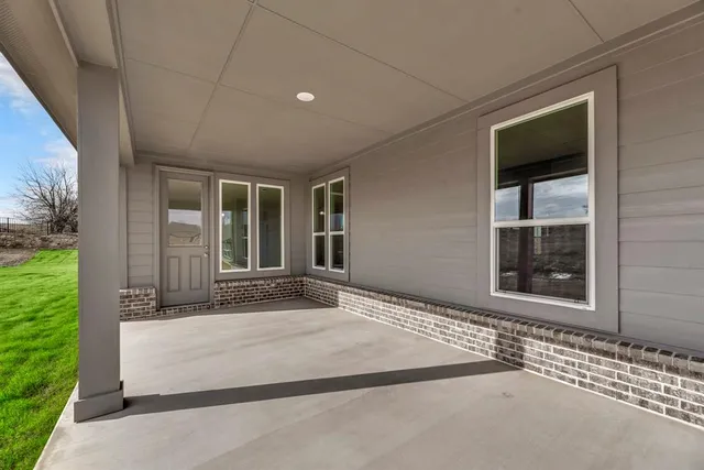 $507,900 | 81 Yosemite Trail Valley View, Valley View, TX 76272