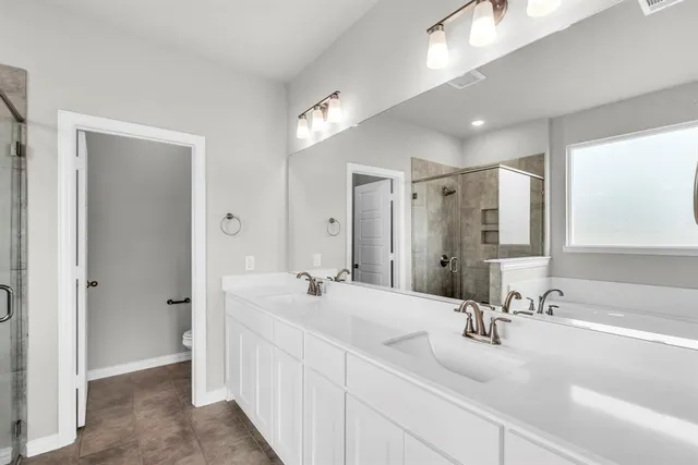 $507,900 | 81 Yosemite Trail Valley View, Valley View, TX 76272