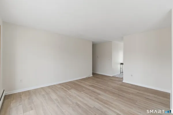 $407,000 | 50 Stratton Court, Hamden, CT 06514