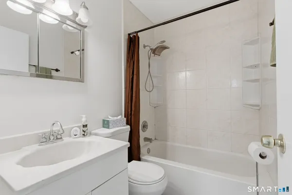 $407,000 | 50 Stratton Court, Hamden, CT 06514