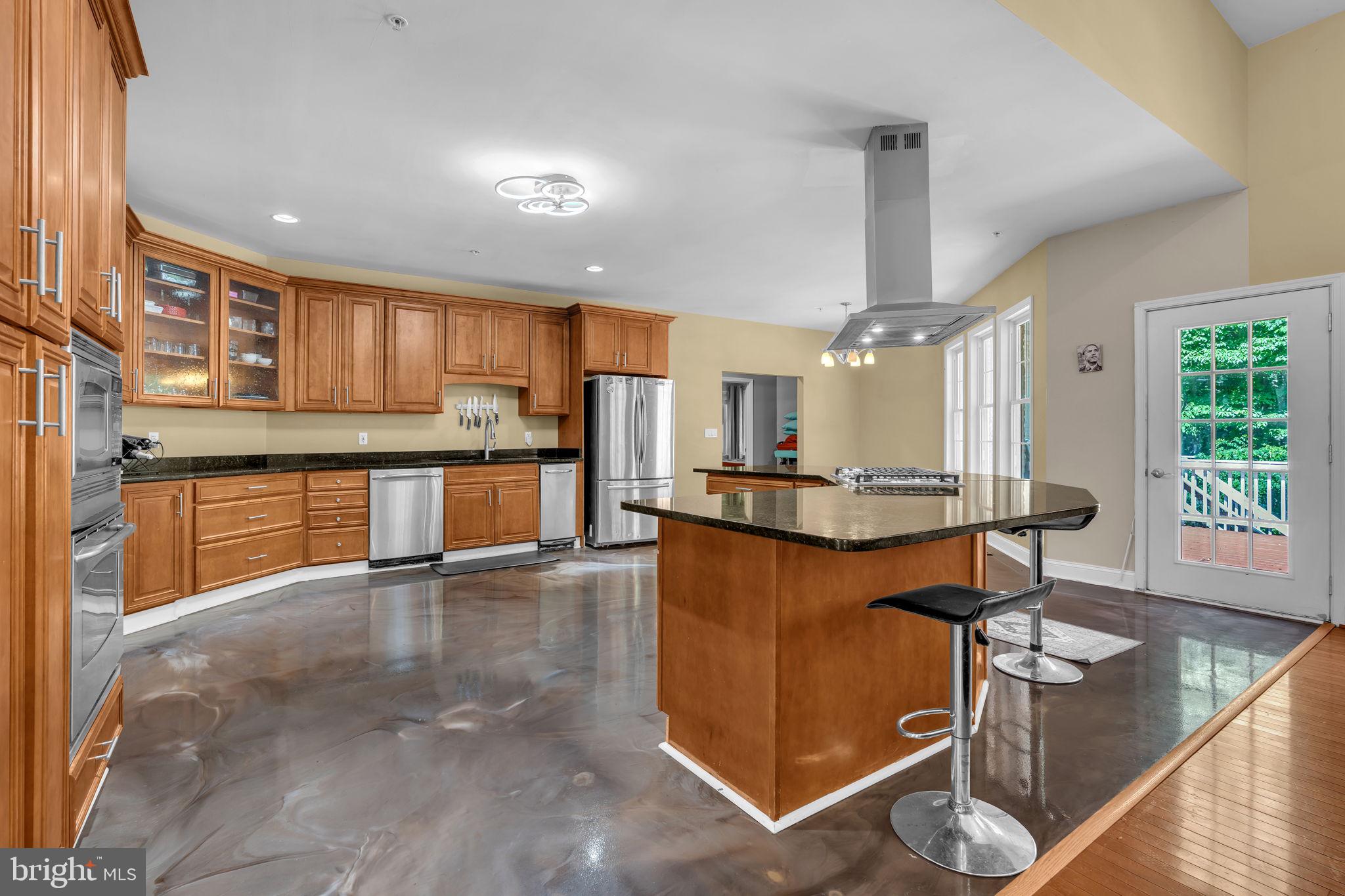 13716 Molly Berry Road Brandywine, MD 20613 - Photo 7 of 75 Spacious and well-lit kitchen