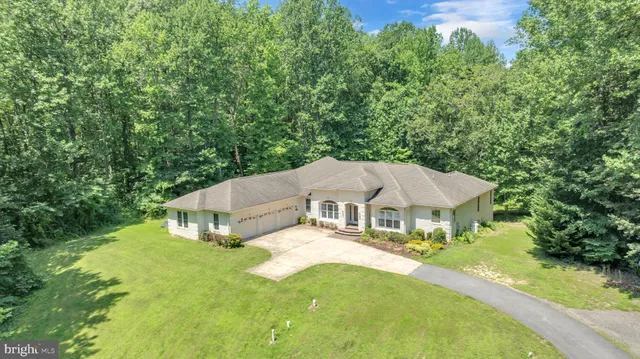 $4,800 | 13716 Molly Berry Road, Brandywine, MD 20613