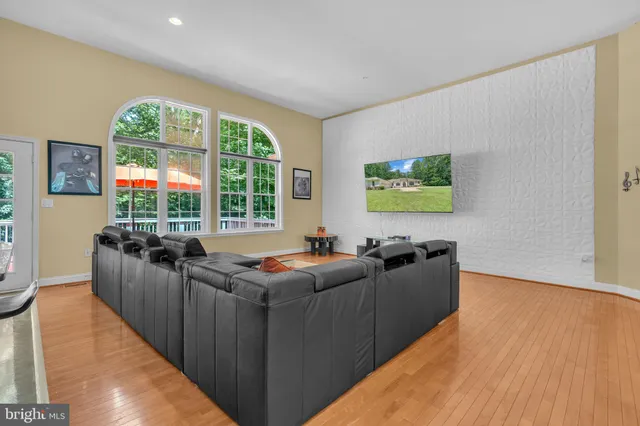 $4,800 | 13716 Molly Berry Road, Brandywine, MD 20613