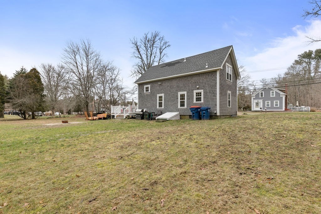 466 Rounseville Road Rochester, MA 02770 - Photo 34 of 38 a house view with a outdoor space