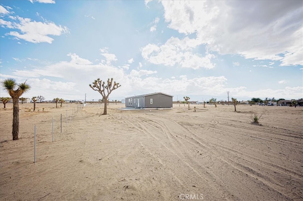 13369 Centola Road Phelan, CA 92371 - Photo 30 of 34 a view of a terrace