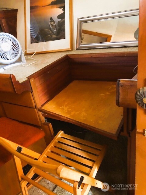 2040 Westlake Avenue North, Unit 10 Seattle, WA 98109 - Photo 8 of 14 a backyard of a house