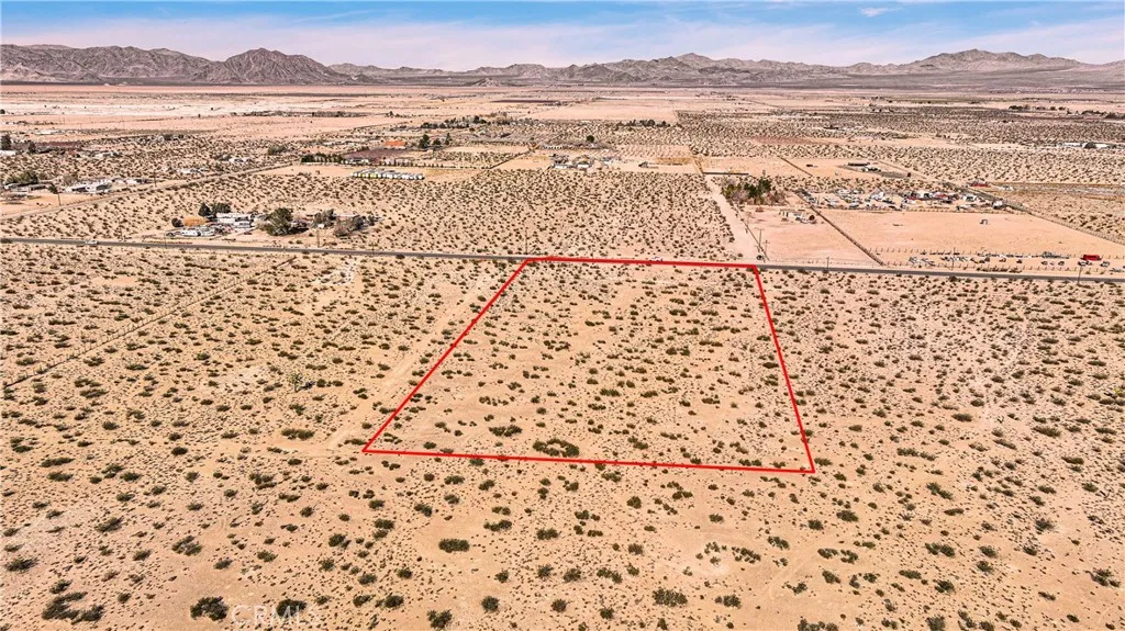 0 Old Woman Springs Road Lucerne Valley, CA 92356 - Photo 12 of 22 a view of an ocean view and mountain
