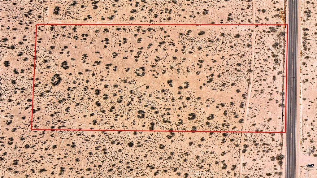 0 Old Woman Springs Road Lucerne Valley, CA 92356 - Photo 13 of 22 a bathroom with a shower curtain