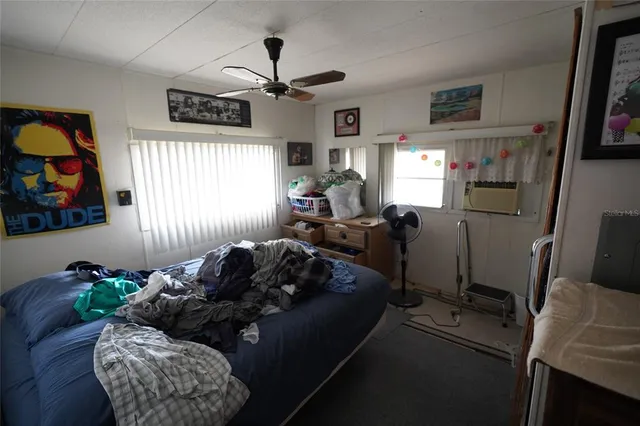 $52,000 | 5494 Fairfield Avenue South, Unit 9, Gulfport, FL 33707