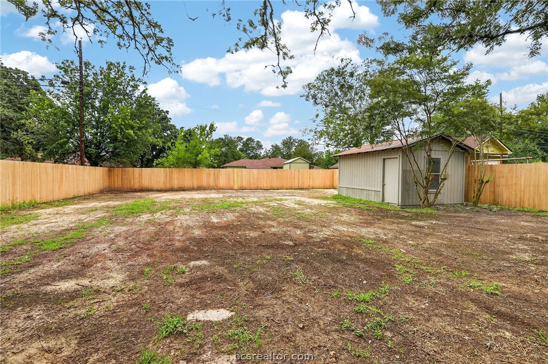 4502 Old Hearne Road Bryan, TX 77803 - Photo 34 of 40