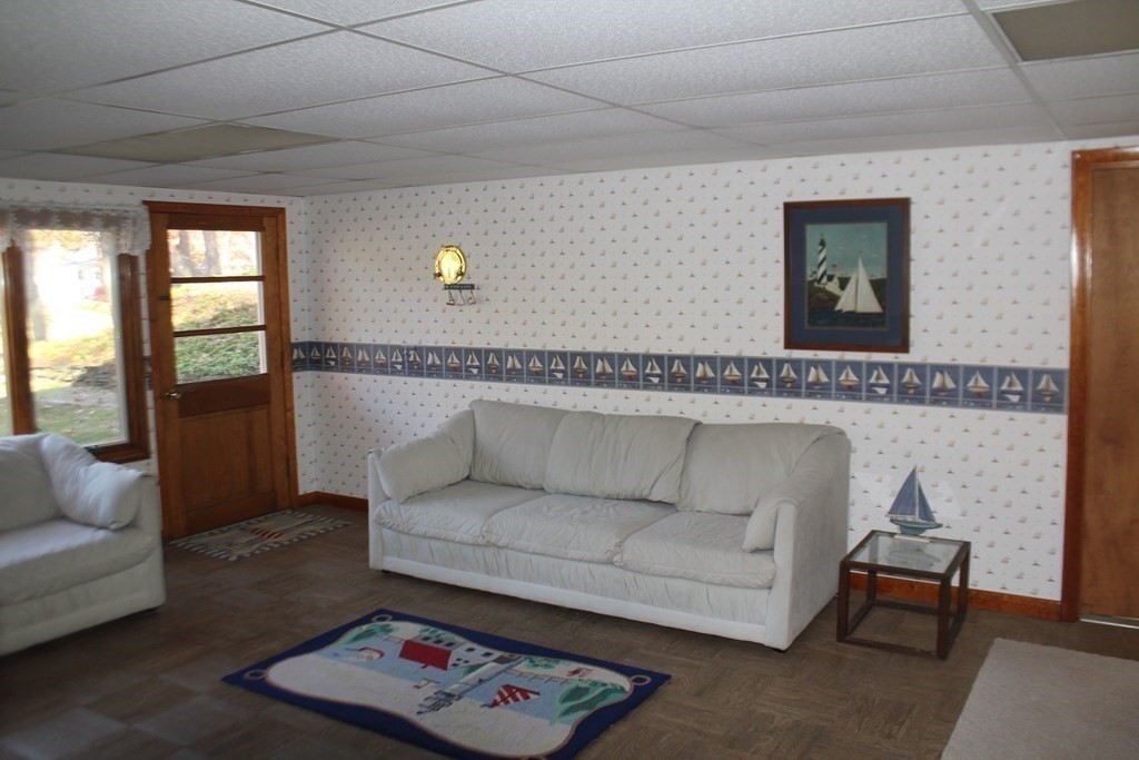120 Edgewater Road Agawam, MA 01001 - Photo 12 of 26 Gallery Image 12