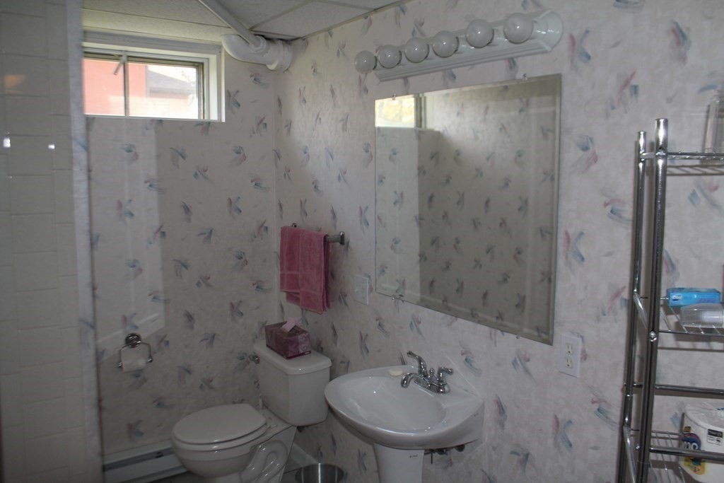 120 Edgewater Road Agawam, MA 01001 - Photo 20 of 26 Gallery Image 20