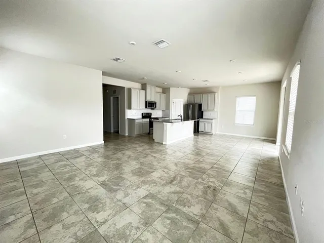 $2,800 | 5018 Grand Teton Court, DeLand, FL 32724