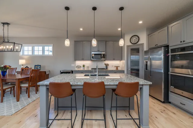 $624,900 | 7997 183rd Street West, Lakeville, MN 55044