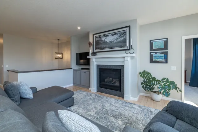 $624,900 | 7997 183rd Street West, Lakeville, MN 55044