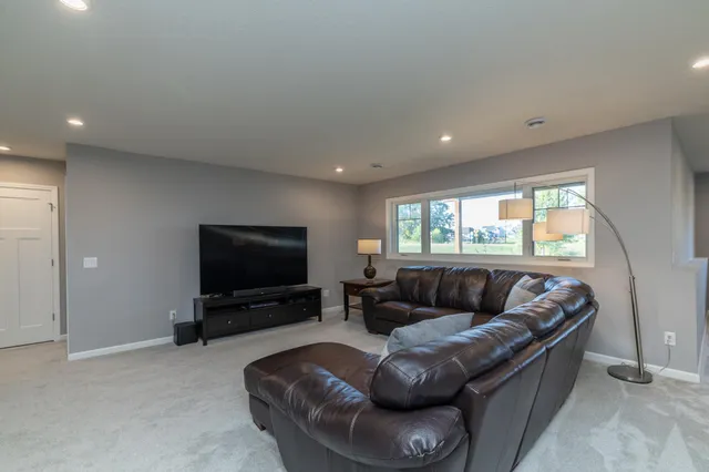 $624,900 | 7997 183rd Street West, Lakeville, MN 55044