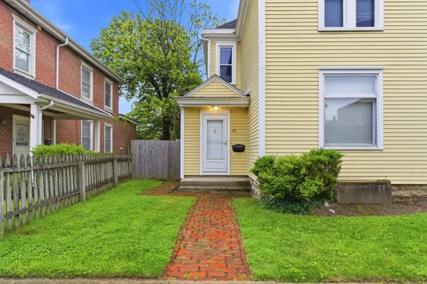 $1,650 | 19 East Mithoff Street, Columbus, OH 43206