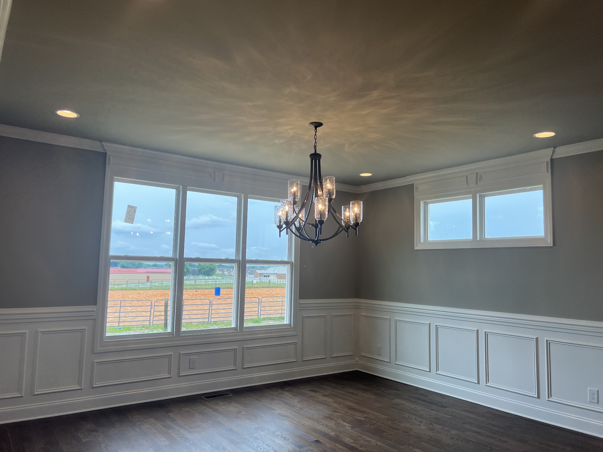 1012 Hideaway Road Columbia, TN 38401 - Photo 6 of 21 a view of livingroom with window