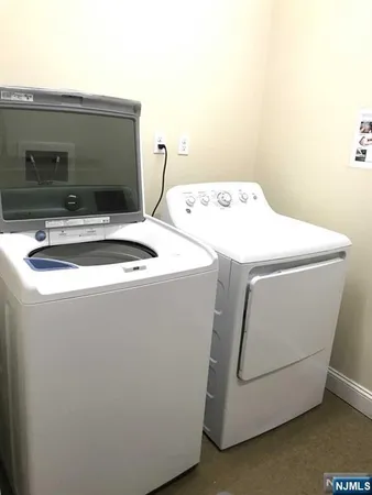 $2,400 | 237-241 Closter Dock Road, Unit 5, Closter, NJ 07624