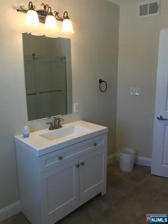 $2,400 | 237-241 Closter Dock Road, Unit 5, Closter, NJ 07624