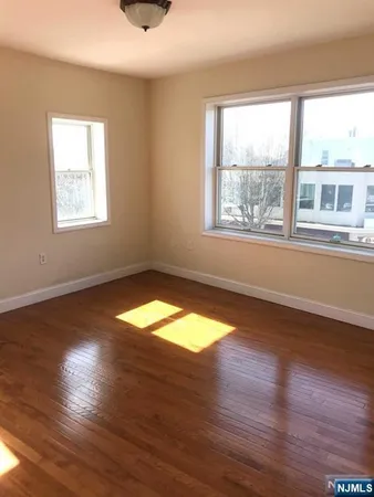 $2,400 | 237-241 Closter Dock Road, Unit 5, Closter, NJ 07624