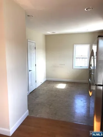 $2,400 | 237-241 Closter Dock Road, Unit 5, Closter, NJ 07624