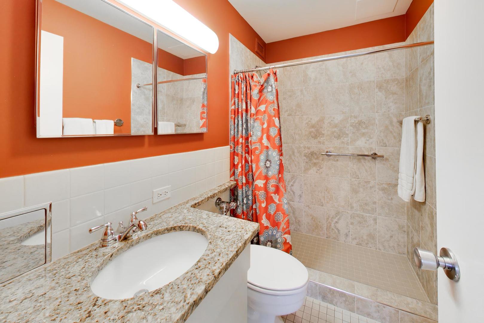 1440 Sheridan Road, Unit 706 Wilmette, IL 60091 - Photo 10 of 23