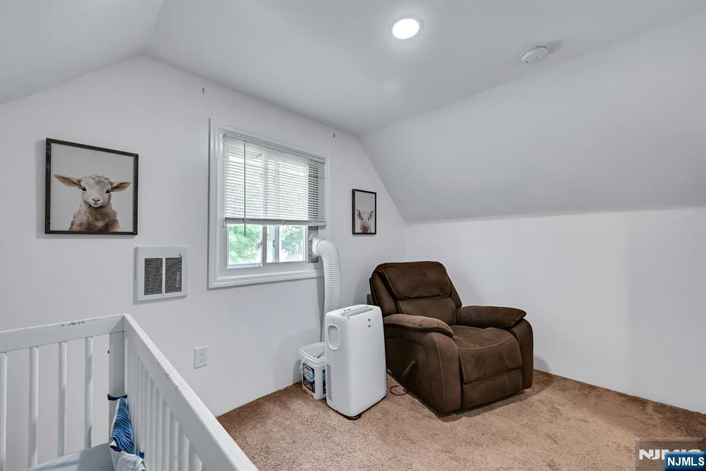 151 Knickerbocker Road Englewood, NJ 07631 - Photo 20 of 28 Gallery Image 20