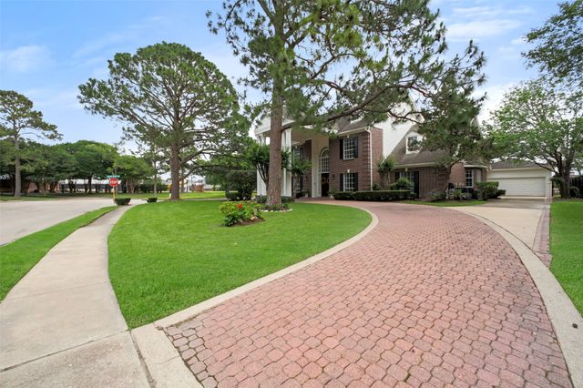 $775,000 | 803 Mahogany Run Drive, Katy, TX 77494