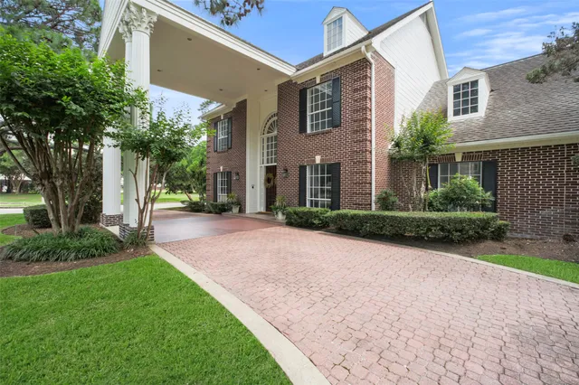 $775,000 | 803 Mahogany Run Drive, Katy, TX 77494