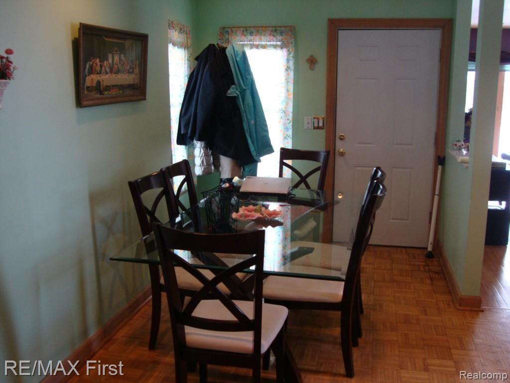 1763 Severn Road Grosse Pointe, MI 48236 - Photo 16 of 35 DSC05086.jpg