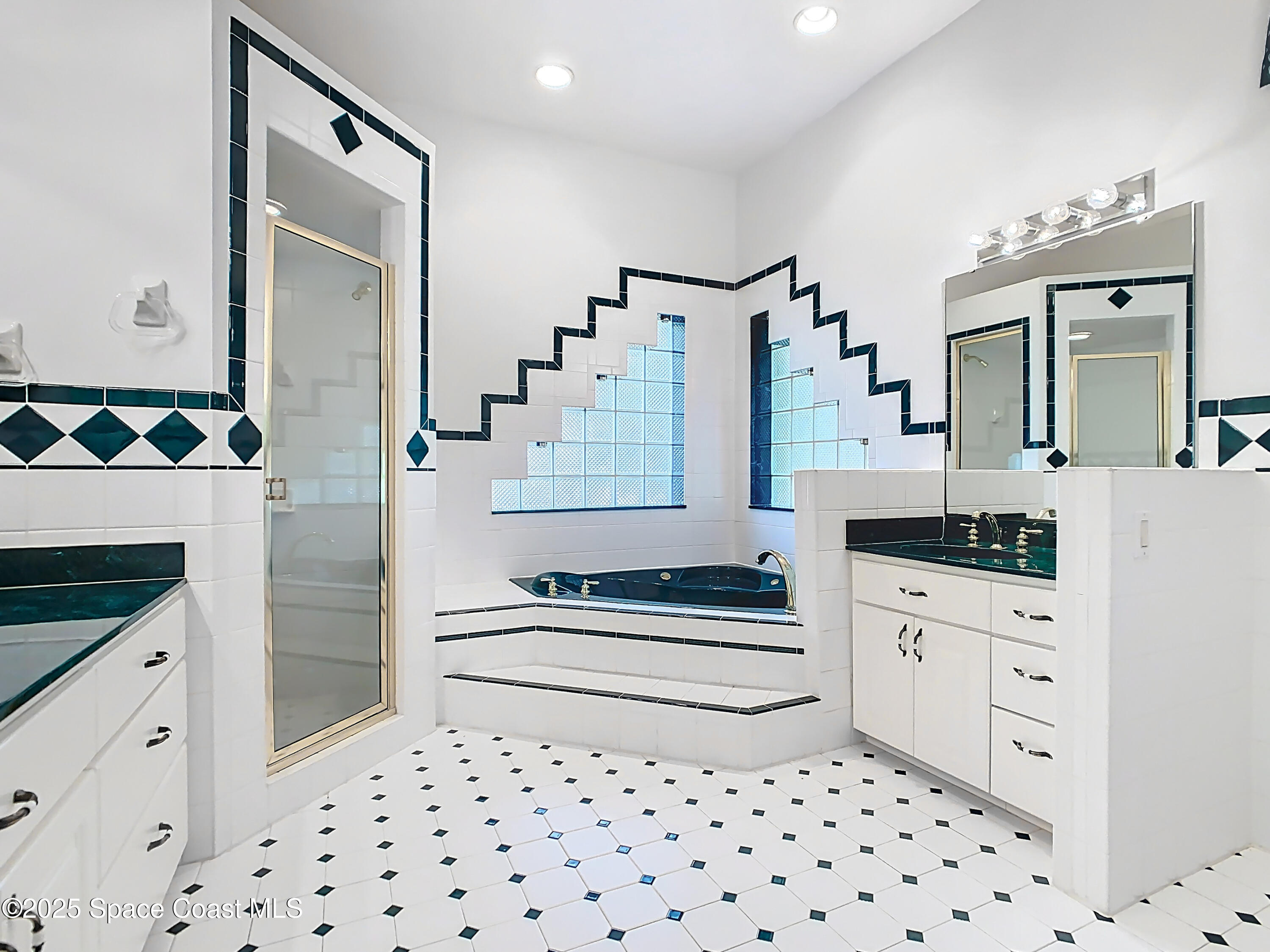 2559 Hooper Road Cocoa, FL 32926 - Photo 23 of 46 Primary bathroom