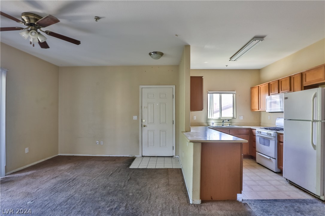 2291 West Horizon Ridge Parkway, Unit 5228 Henderson, NV 89052 - Photo 20 of 27