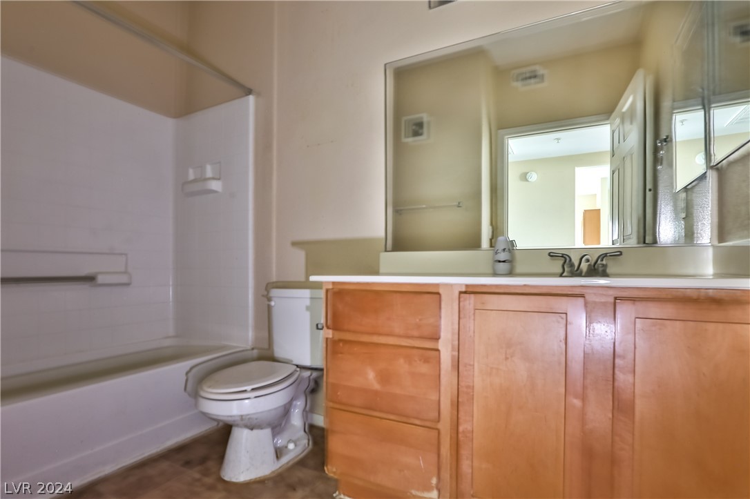2291 West Horizon Ridge Parkway, Unit 5228 Henderson, NV 89052 - Photo 21 of 27