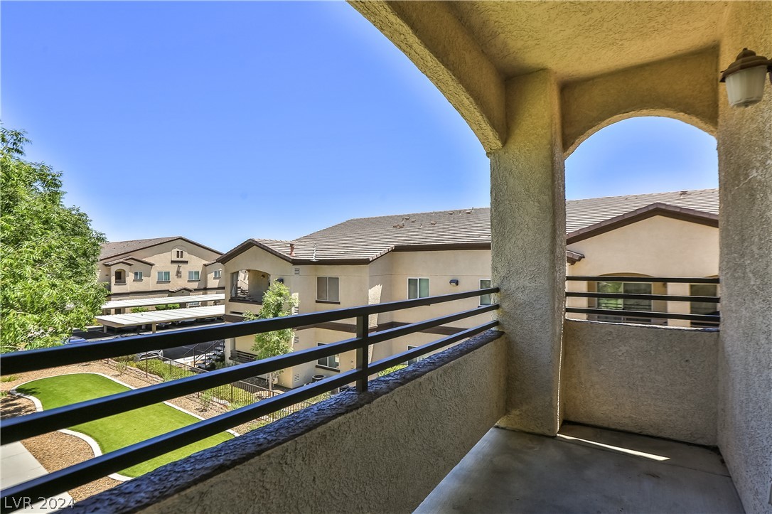 2291 West Horizon Ridge Parkway, Unit 5228 Henderson, NV 89052 - Photo 4 of 27